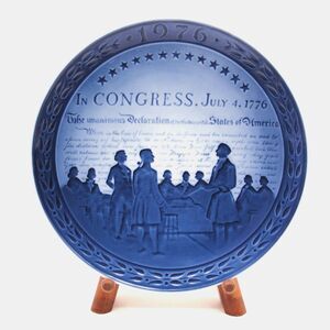 Royal Copenhagen 1976 US Bicentennial Plate In Congress July 4 1776 Sven Vesterg